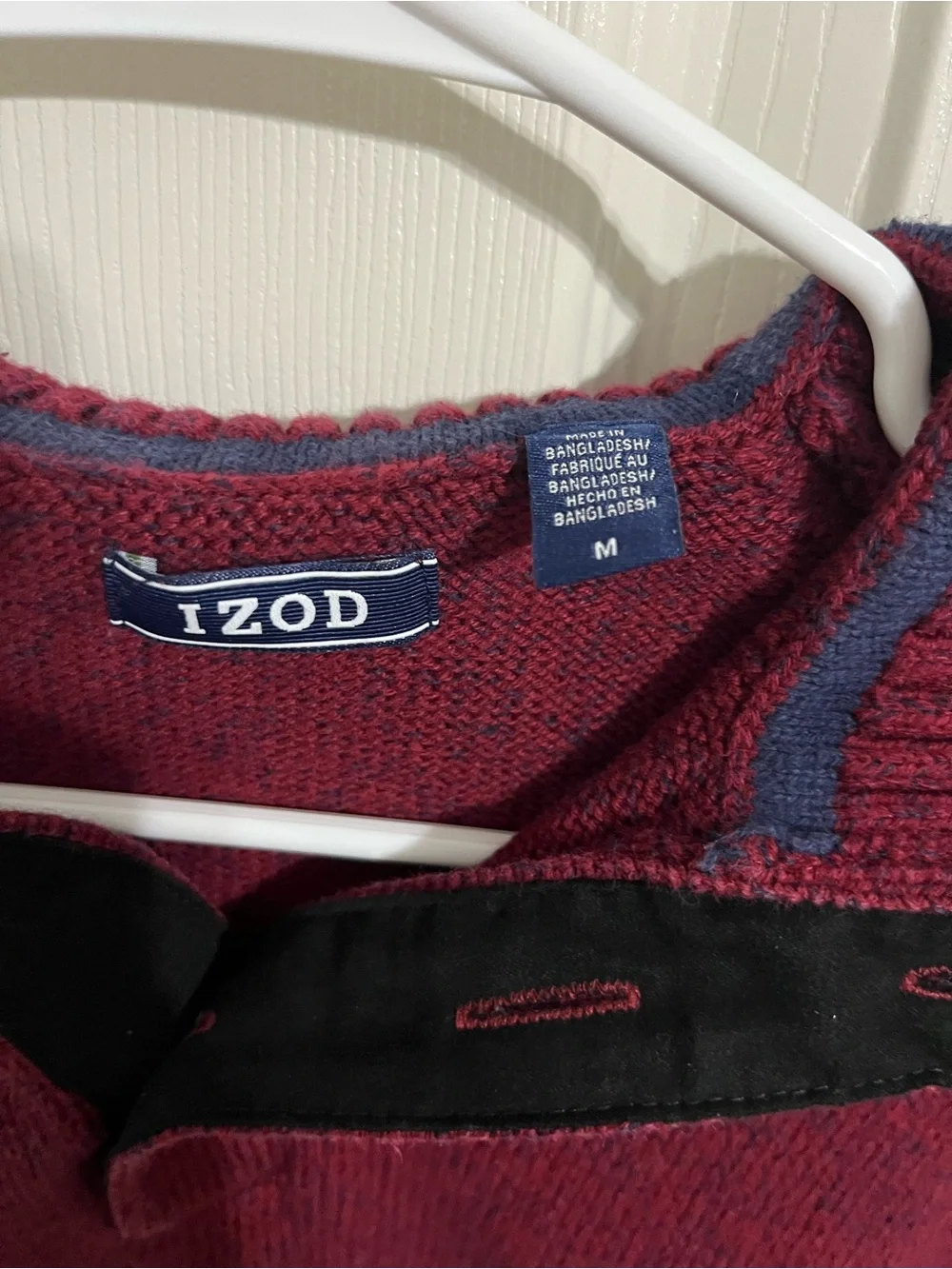 Izod knit sweater
